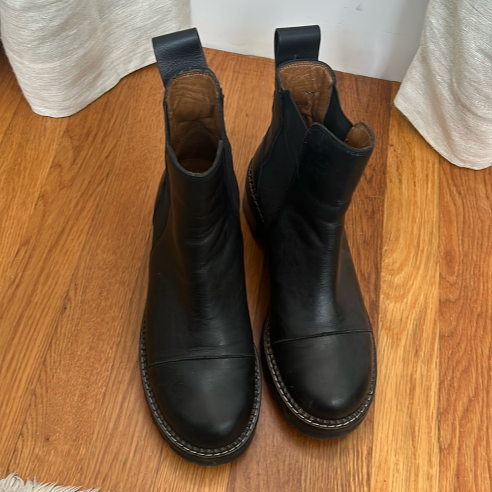 See by Chloe Chelsea boots